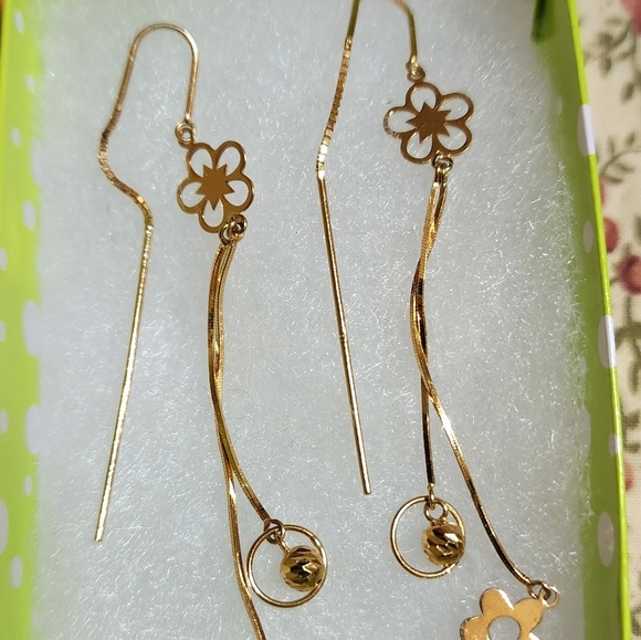 18k Solid Gold Long Earring NWT - Picture 1 of 12